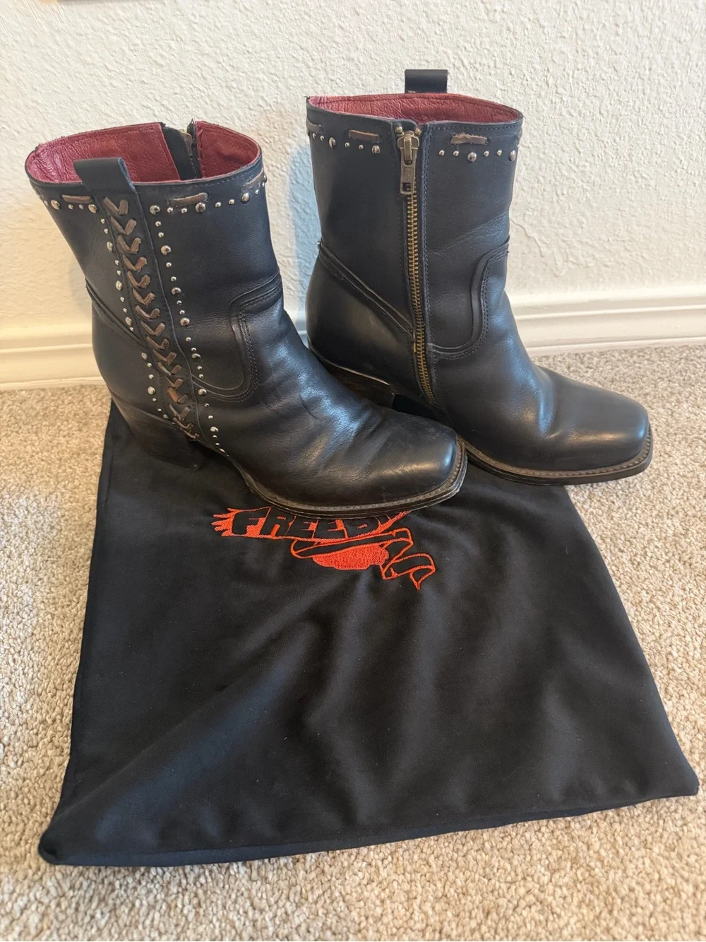 Women's Freebird Duke Boot Size 8
